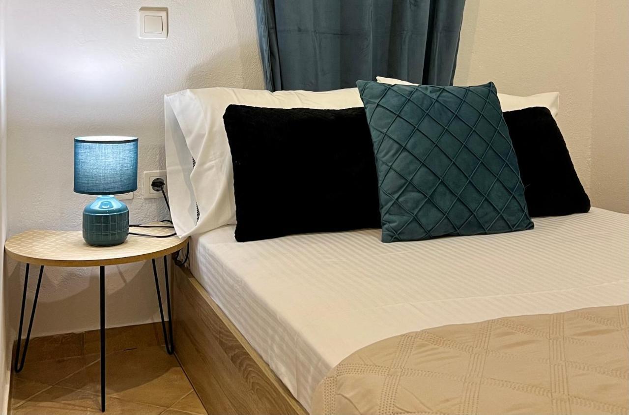 Apartament Iras Samos Town Zewnętrze zdjęcie